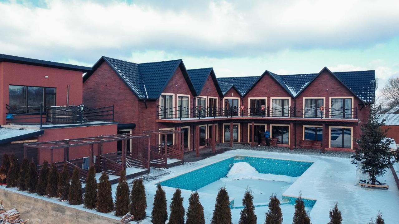 מלון מיגובו Four Seasons In Carpathians מראה חיצוני תמונה