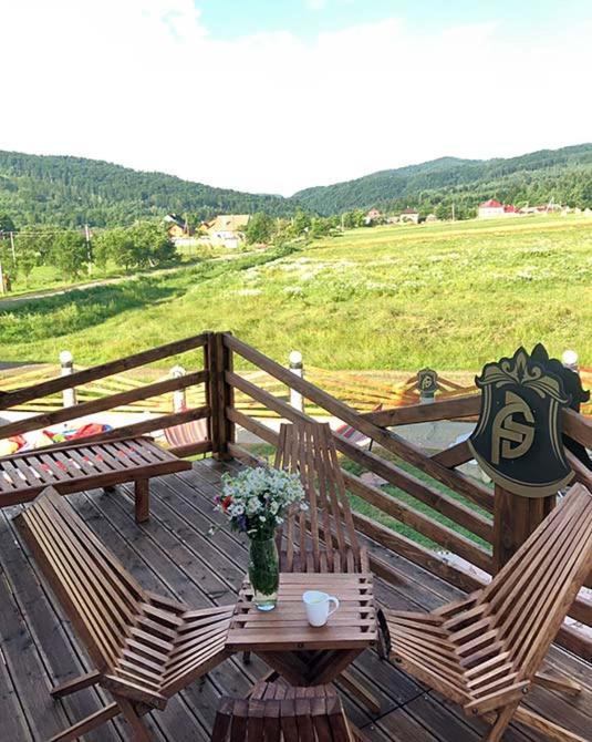 מלון מיגובו Four Seasons In Carpathians מראה חיצוני תמונה